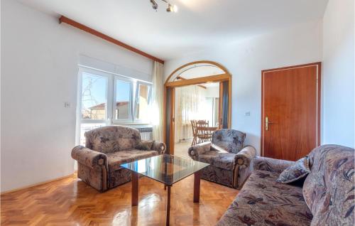 Apartment Don Petra Katunarica Cr