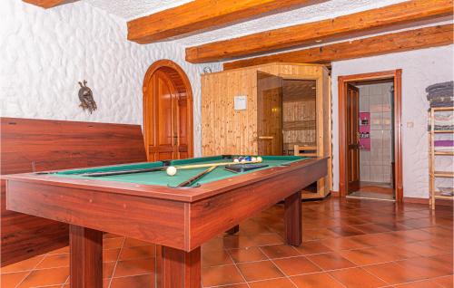 Beautiful Home In Vodice With Sauna