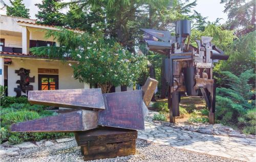 Two-Bedroom Apartment In Premantura