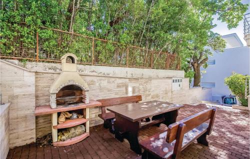 Awesome Apartment In Crikvenica