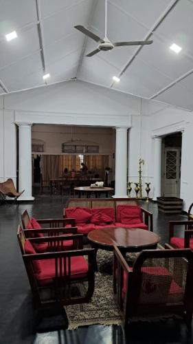 Gambar di galeri bagi Minipura Adventure di Idangoda