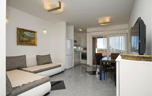 Lovely Apartment In Bibinje With Swimming Pool