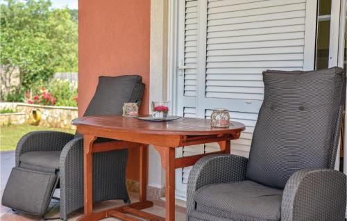 Posezení v ubytování Four-Bedroom Holiday Home In Dicmo