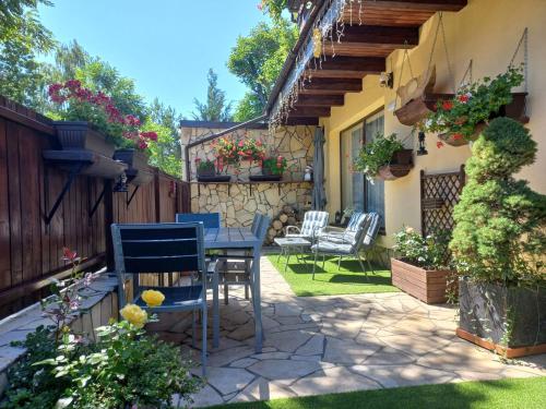 Galeriebild der Unterkunft Edelweiss Cozy Lodge in Braşov