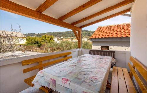 Beach Front Apartment In Rab With Wifi
