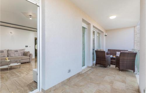 Χώρος καθιστικού στο Beautiful Home In Umag With Wifi