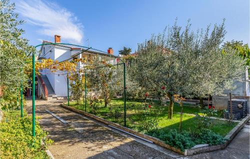 2 Bedroom Stunning Apartment In Pula