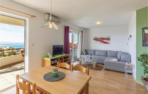 TV a/nebo společenská místnost v ubytování Apartment Makarska Put Zuke Vi