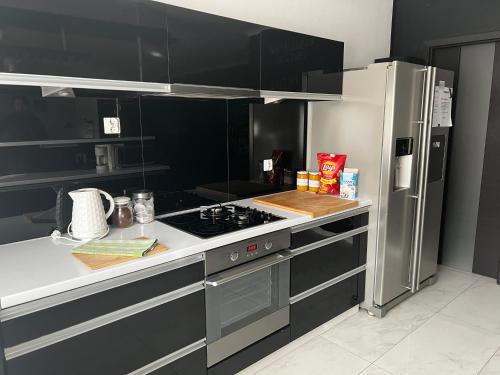 Una cocina o cocineta en Studio na MIARĘ