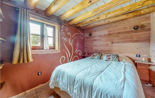 Katil atau katil-katil dalam bilik di Cozy Home In Les Fosses With Kitchen