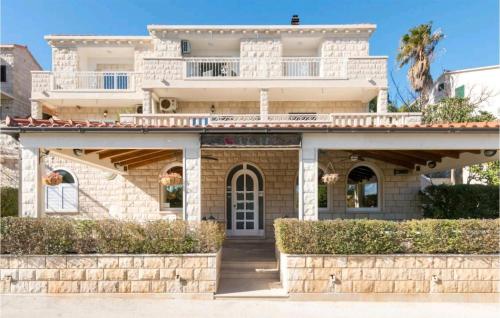 Gallery image of Amazing Apartment In Selca With Wifi in Selca