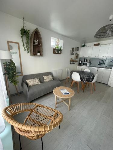 Houlgate SOUPLEX 50m plage et commerces