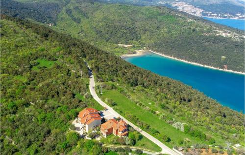 Apartment Marina Iv