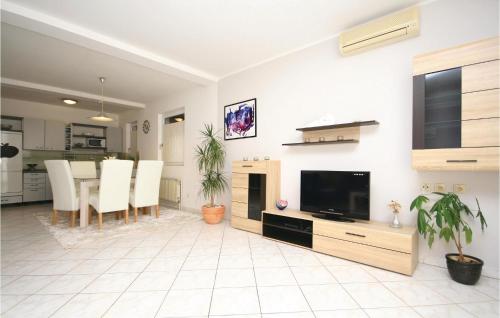 Et tv og/eller underholdning på Apartment Vodice 19