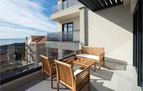 Beautiful Home In Makarska