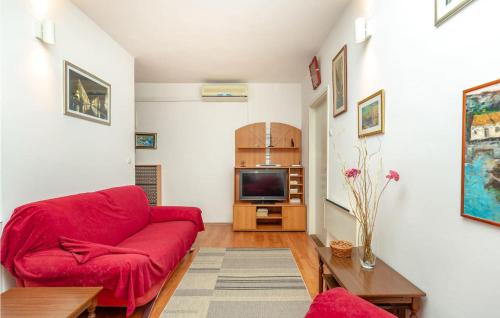 Posedenie v ubytovaní 2 Bedroom Nice Apartment In Dubrovnik