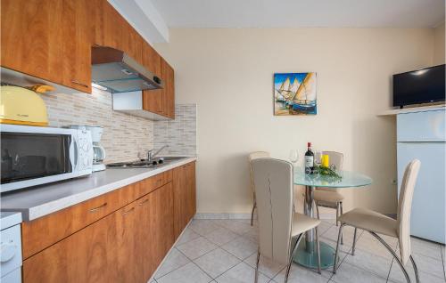 Awesome Apartment In Labin With Sauna