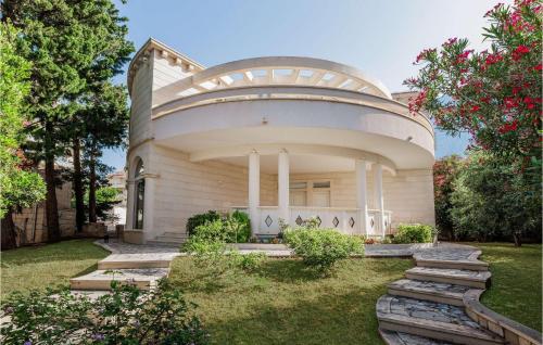 Κήπος έξω από το Villa Arteum