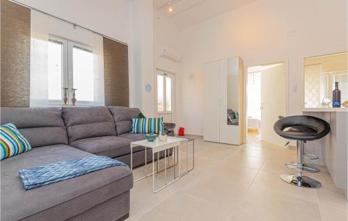 Posedenie v ubytovaní 2 Bedroom Amazing Apartment In Bilice