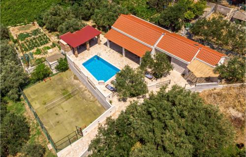 Amazing Home In Zrnovnica