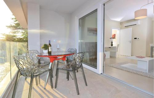 Nice Home In Novalja With Wifi