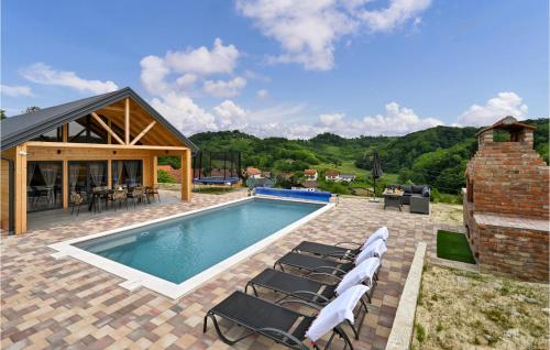 Lovely Home In Klokovec