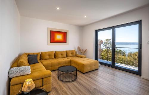 2 Bedroom Stunning Apartment In Dramalj