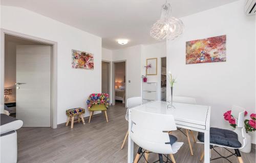 Stunning Apartment In Lovran With House Sea View
