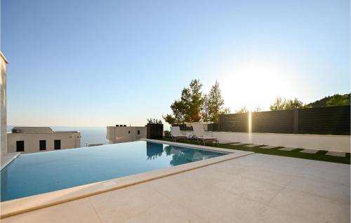 Awesome Home In Makarska