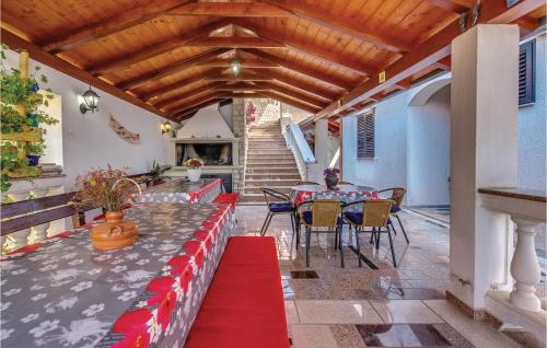 Nice Apartment In Novi Vinodolski
