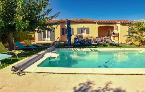 Amazing Home In Avignon