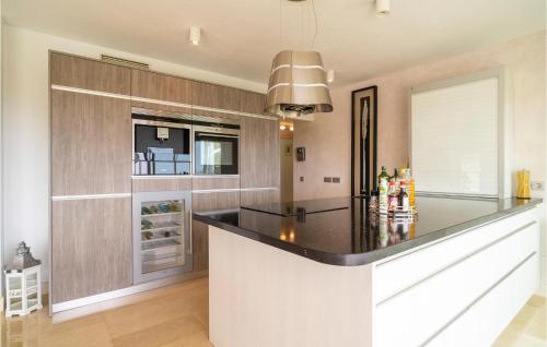Gorgeous Home In Marbella