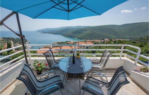Cozy Apartment In Rabac With House Sea View