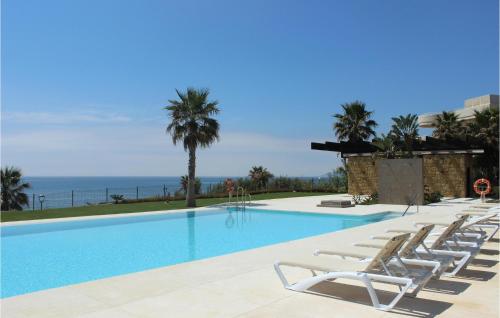 Amazing Apartment In Estepona With Heated Swimming Pool