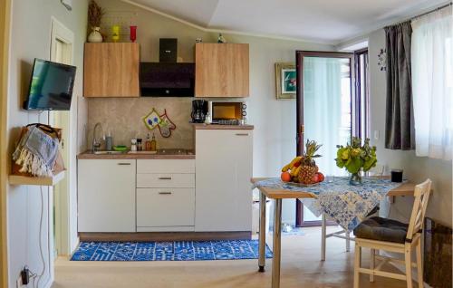 Gorgeous Apartment In Rovinj With Wifi