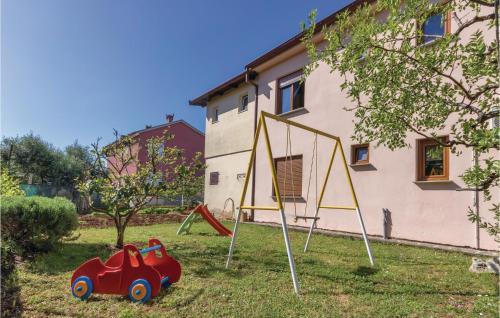 Two-Bedroom Apartment In Fazana