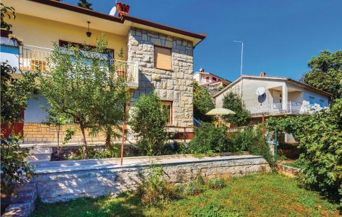 1 Bedroom Stunning Apartment In Rabac
