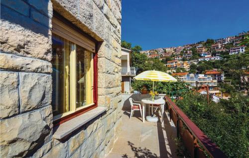 1 Bedroom Stunning Apartment In Rabac