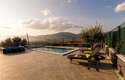 Amazing Home In Split With Sauna