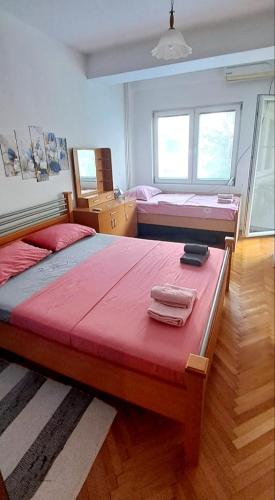 Llit o llits en una habitació de Pineapple apartment