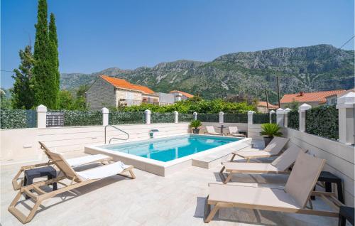 3 Bedroom Gorgeous Apartment In Dubrovnik
