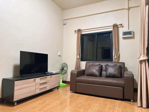 Televisyen dan/atau pusat hiburan di บ้านสวยกานต์ชนิต