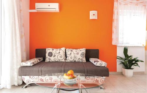 Apartment Makarska With Sea View 02