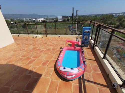 Μπαλκόνι ή βεράντα στο 墾丁聽幸福民宿 Kenting Hear Happiness B&B