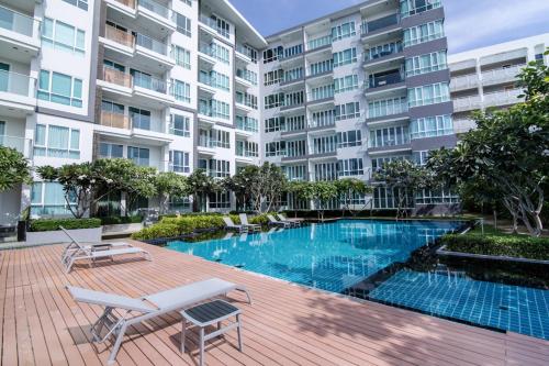 First Choice Grand Suites Sha Plus Extra