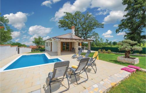 Cozy Home In Cambarelici