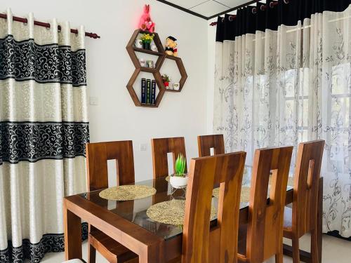 Ruang duduk di Coastal Bliss
