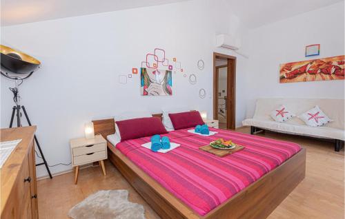 Beautiful Home In Primosten