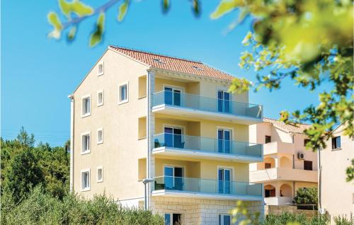 One-Bedroom Apartment In Cavtat