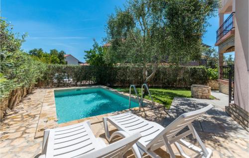 Beautiful Home In Bibinje